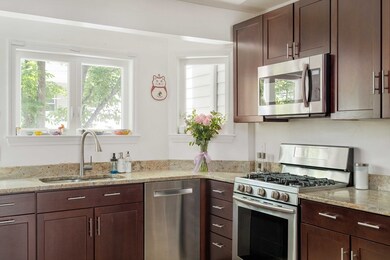 3 Rollins Ct, Cambridge, MA 02139 - photo 3