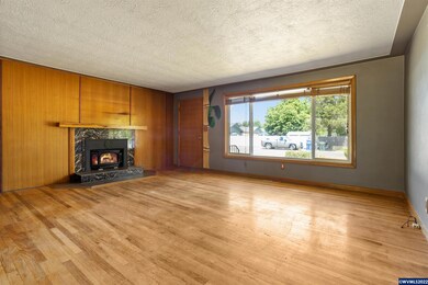 388 Lori Ave SE, Salem, OR 97302 - photo 4