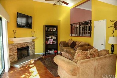 14237 Foothill Blvd unit 5, Sylmar, CA 91342 - photo 4