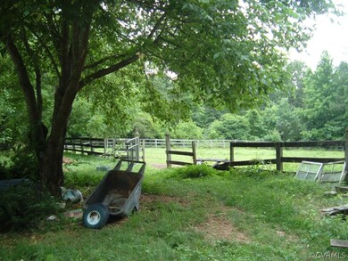 unlisted-address, Midlothian, VA 23113 - photo 4