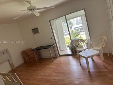 19 Newport A unit 19, Deerfield Beach, FL 33442 - photo 4