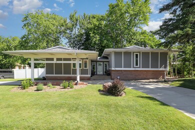 303 W 15th St, La Porte, IN 46350 - photo 2