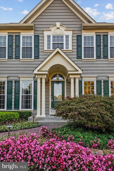 8509 Summershade Dr, Odenton, MD 21113 - photo 5