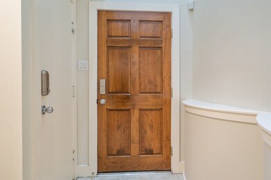 2705 Rutland St unit D, Houston, TX 77008 - photo 3