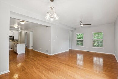 18429 Stonecreek Dr, Hazel Crest, IL 60429 - photo 5