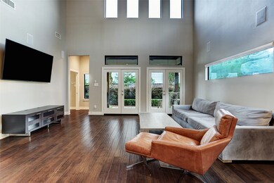 6073 Yale St, Houston, TX 77076 - photo 5