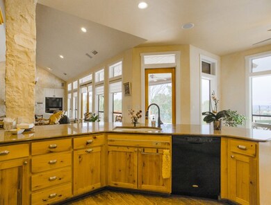 587 Oxen Trail, Fredericksburg, TX 78624 - photo 7