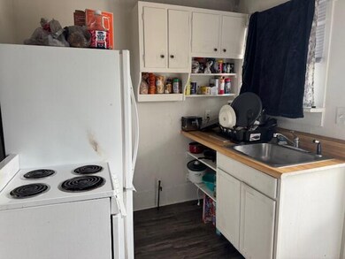 702 W Franklin St unit 702 1/2, Kenton, OH 43326 - photo 7