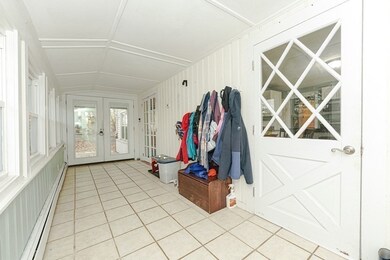 62 Milford St unit A, Mendon, MA 01756 - photo 7