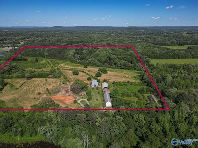 275 Beard Rd, Hartselle, AL 35640 - photo 2