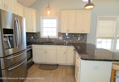 109 W Pelican Way, Lavallette, NJ 08735 - photo 6