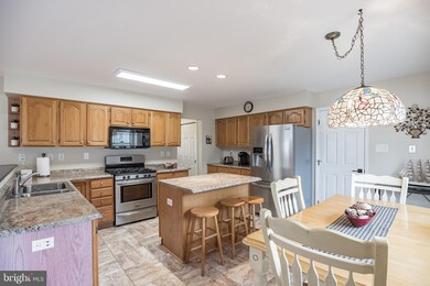 606 Willow Ct, Glassboro, NJ 08028 - photo 6