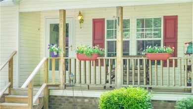 898 Pine Ln, Asheboro, NC 27205 - photo 3