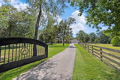 2219 Sendera Ranch Dr, Magnolia, TX 77354 - photo 3