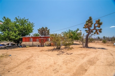 1676 Avalon Ave, Yucca Valley, CA 92284 - photo 3