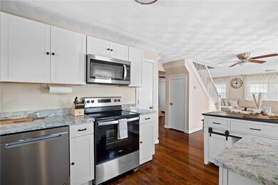 1 Kent St, West Warwick, RI 02893 - photo 7