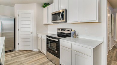 24-web-or-mls-2473 Lake Silver Road-24 c