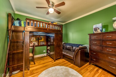 10S090 Springbrook Dr, Naperville, IL 60565 - photo 3