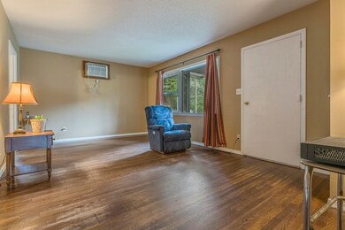 19 Larch Rd, Georgetown, MA 01833 - photo 4