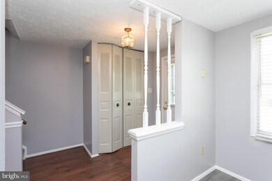 5984 Rowanberry Dr, Elkridge, MD 21075 - photo 6