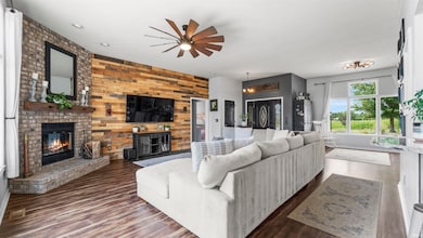 12824 U S 33, Churubusco, IN 46723 - photo 5