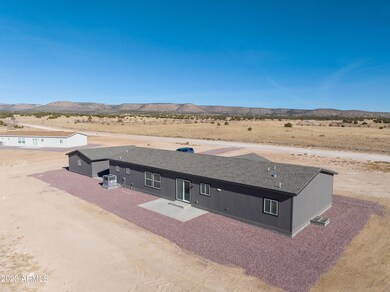 26442 N Feather Mountain Rd, Paulden, AZ 86334 - photo 4