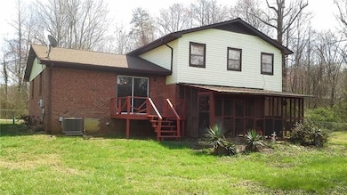 Rear, Deck & Screened Porch