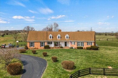 1308 Long Meadow Rd, Fishersville, VA 22939 - photo 3