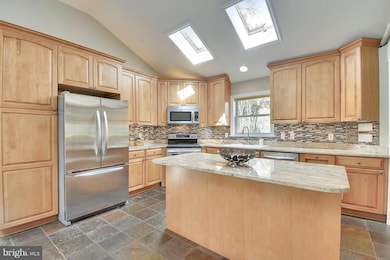 8921 Fort Hunt Rd, Alexandria, VA 22308 - photo 5