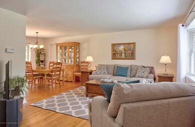 15 Avalon Dr, Tinton Falls, NJ 07724 - photo 4