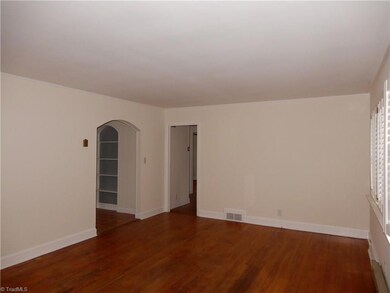 824 Woodcrest Dr, Asheboro, NC 27205 - photo 6