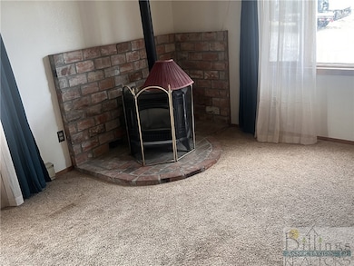 422.5 Platt Ave N, Red Lodge, MT 59068 - photo 3