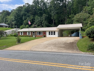 2534 Nix Creek Rd, Marion, NC 28752 - photo 2