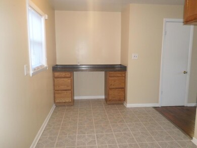 4055 Sexton Dr, Columbus, OH 43228 - photo 4