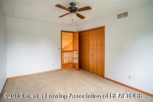 4325 Blackberry Ln, Lansing, MI 48917 - photo 7