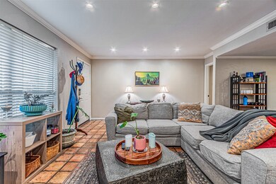 5916 Birchbrook Dr unit 226, Dallas, TX 75206 - photo 3