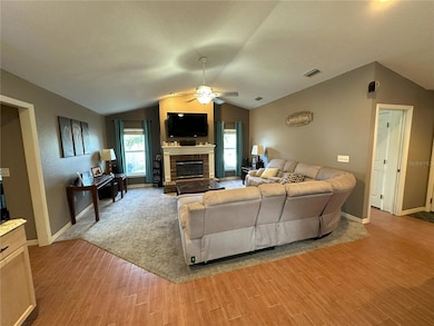 MAIN LIVING ROOM SPACE