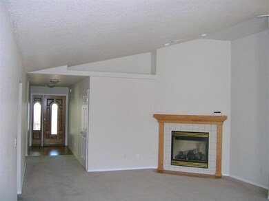 1810 SW J St, Grants Pass, OR 97526 - photo 3