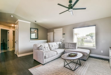 2103 W Schoolhouse St, Haysville, KS 67060 - photo 7