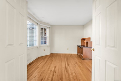 24 Roaring Brook Ln, Shelton, CT 06484 - photo 6