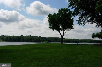 1557 Widows Mite Rd, Edgewater, MD 21037 - photo 2