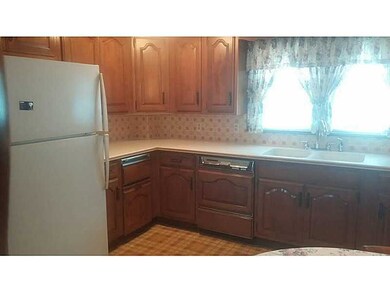 53 Waycross Dr, Warwick, RI 02888 - photo 6