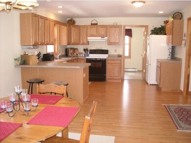 742 Saint Johnsbury Rd, Littleton, NH 03561 - photo 4