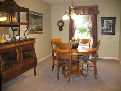 Dining Room. All New Carpet!