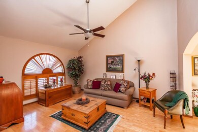 1317 Krista Wy AZ-4