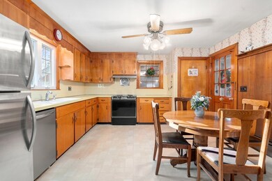 59 George St, Mendon, MA 01756 - photo 4
