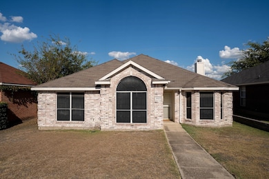 4835 Berridge Ln, Dallas, TX 75227 - photo 2