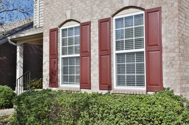 8509 Missionary Ct, Louisville, KY 40291 - photo 6