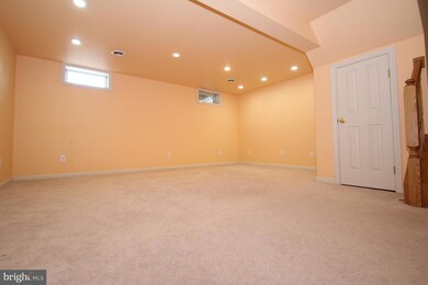 16 E Galloway Ct, Newark, DE 19711 - photo 6