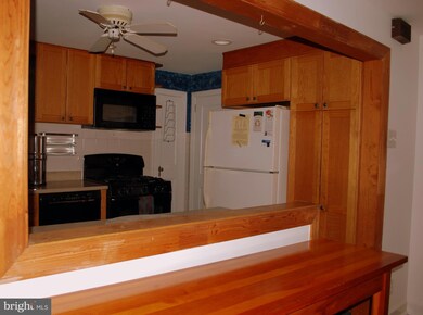 552 Holmes Rd, Morton, PA 19070 - photo 7